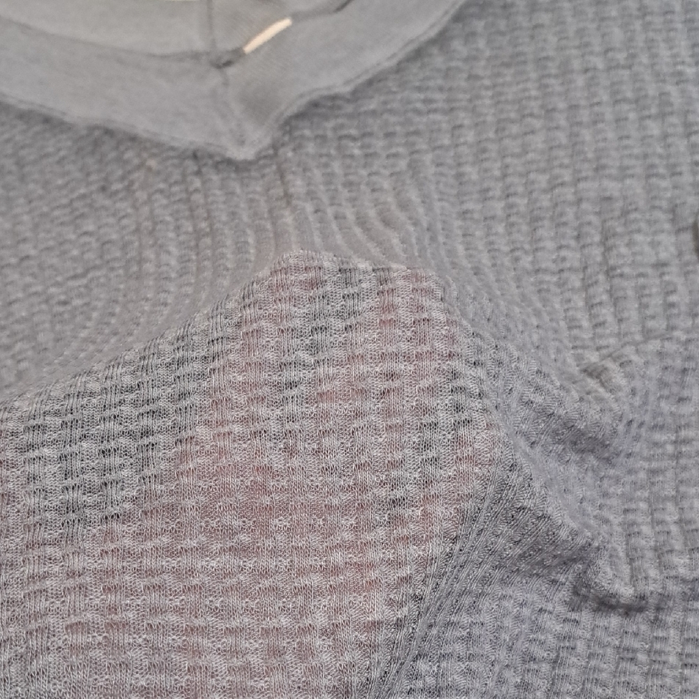 We The Free FREE PEOPLE Gray SHEER vneck Crop Top - Picture 4 of 7
